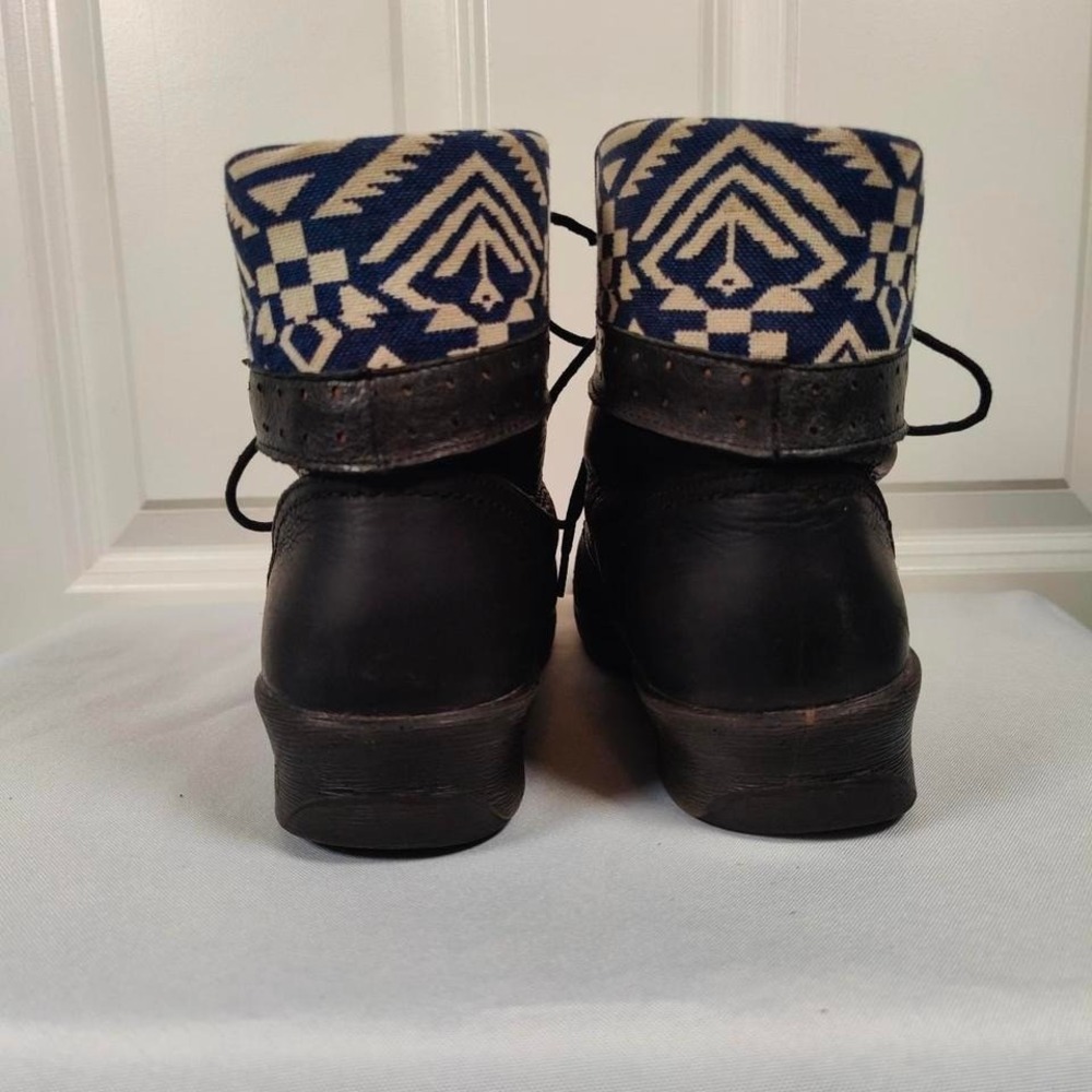 Keen Walking Boots Black Leather Aztec Cuff Southwestern Boho Womens 9.5 Outdoor - Picture 4 of 8